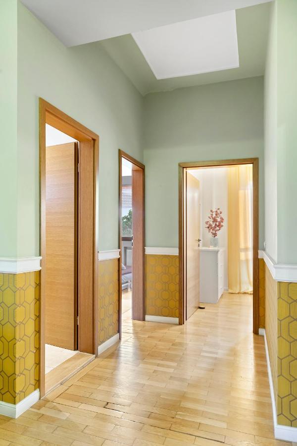 City Heart Retreat Elegant Apartment Bucareste Exterior foto