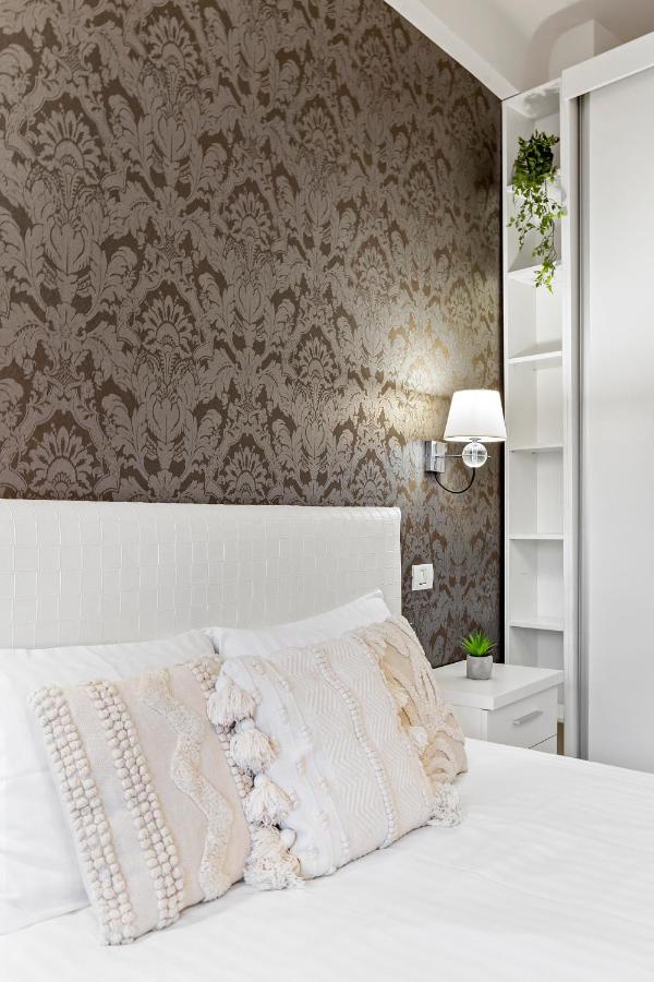 City Heart Retreat Elegant Apartment Bucareste Exterior foto